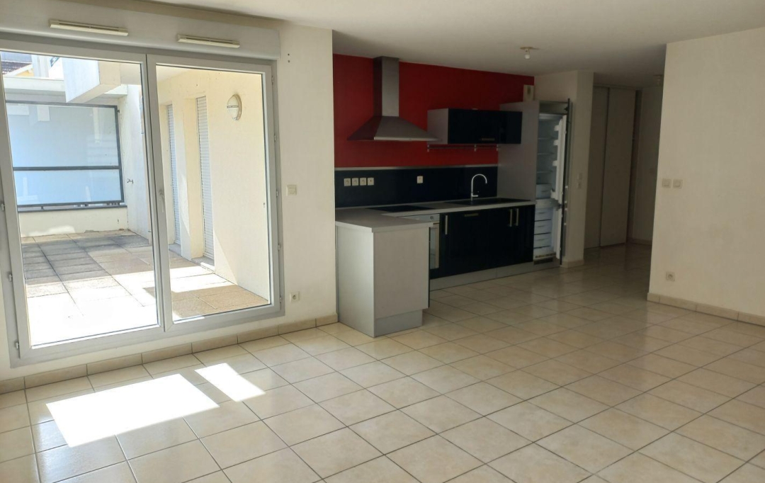 Annonces BOIS D'OINGT : Apartment | L'ARBRESLE (69210) | 68 m2 | 920 € 