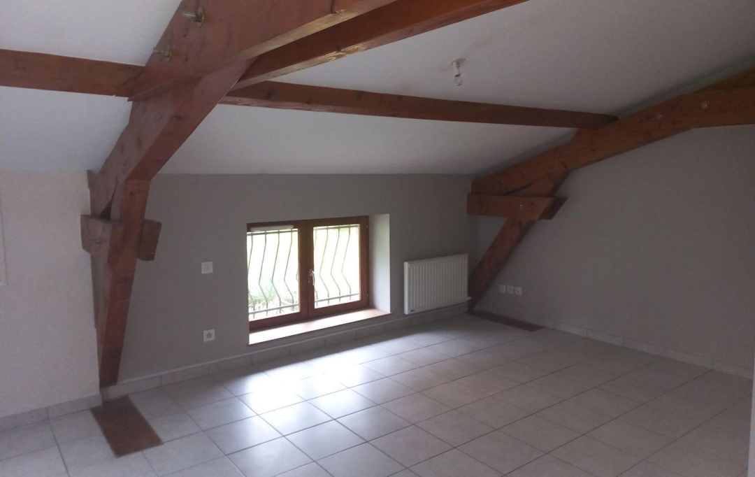 Annonces BOIS D'OINGT : Apartment | SAINT-FORGEUX (69490) | 29 m2 | 90 000 € 