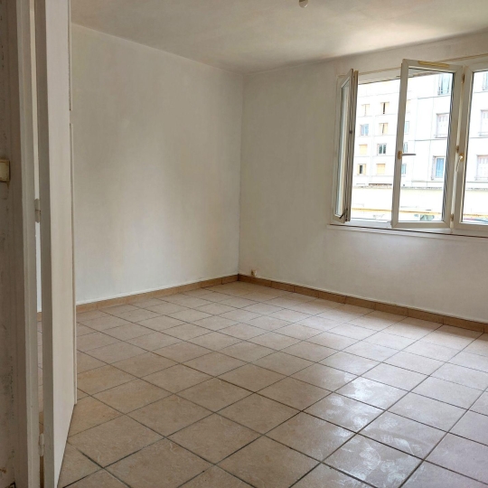 Annonces BOIS D'OINGT : Apartment | VILLEFRANCHE-SUR-SAONE (69400) | 56.00m2 | 125 000 € 