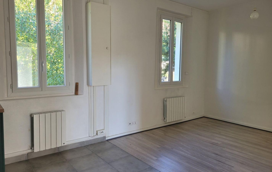 Annonces BOIS D'OINGT : Apartment | SAINT-PIERRE-LA-PALUD (69210) | 50 m2 | 161 000 € 