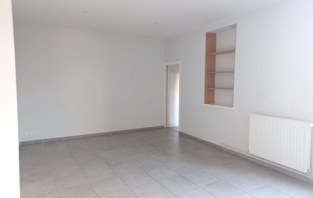 Annonces BOIS D'OINGT : Apartment | L'ARBRESLE (69210) | 64 m2 | 199 000 € 
