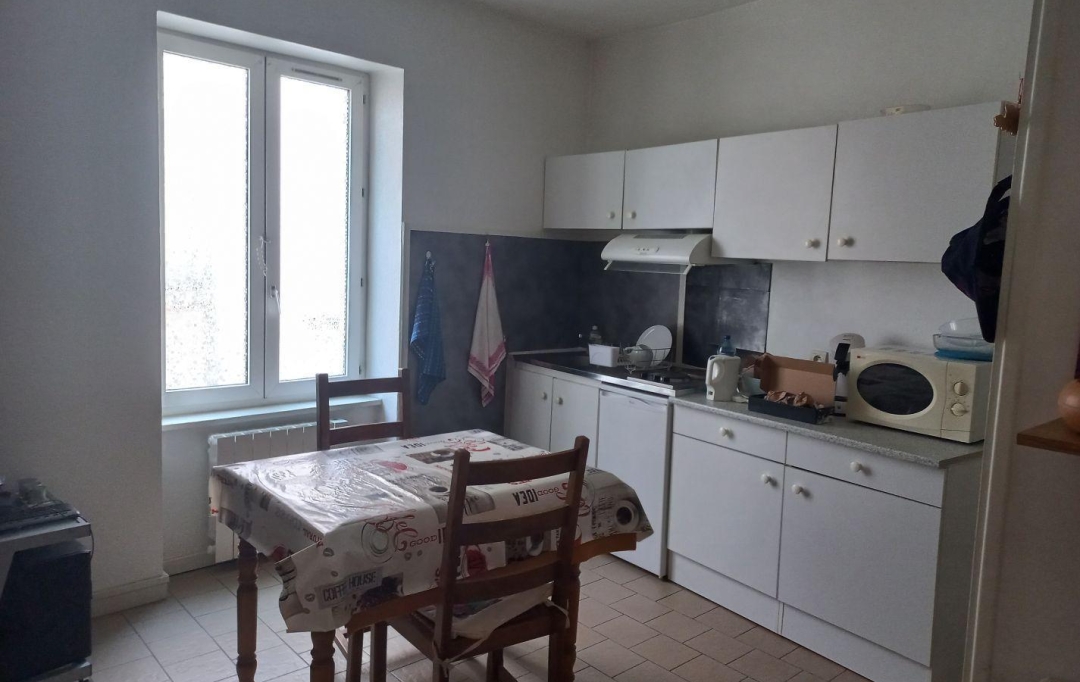 Annonces BOIS D'OINGT : Appartement | SAIN-BEL (69210) | 25 m2 | 68 000 € 