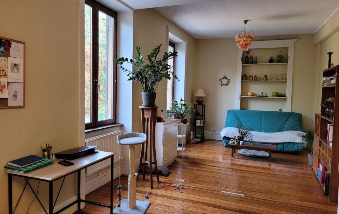 Annonces BOIS D'OINGT : Apartment | L'ARBRESLE (69210) | 83 m2 | 187 000 € 
