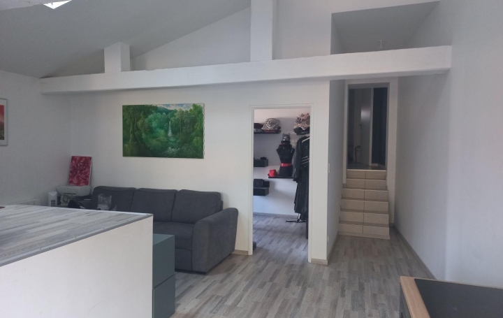  Annonces BOIS D'OINGT Apartment | SAVIGNY (69210) | 52 m2 | 156 000 € 